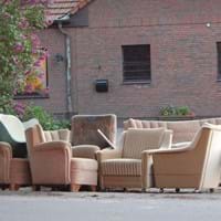 Sperrmüll Couch.JPG
